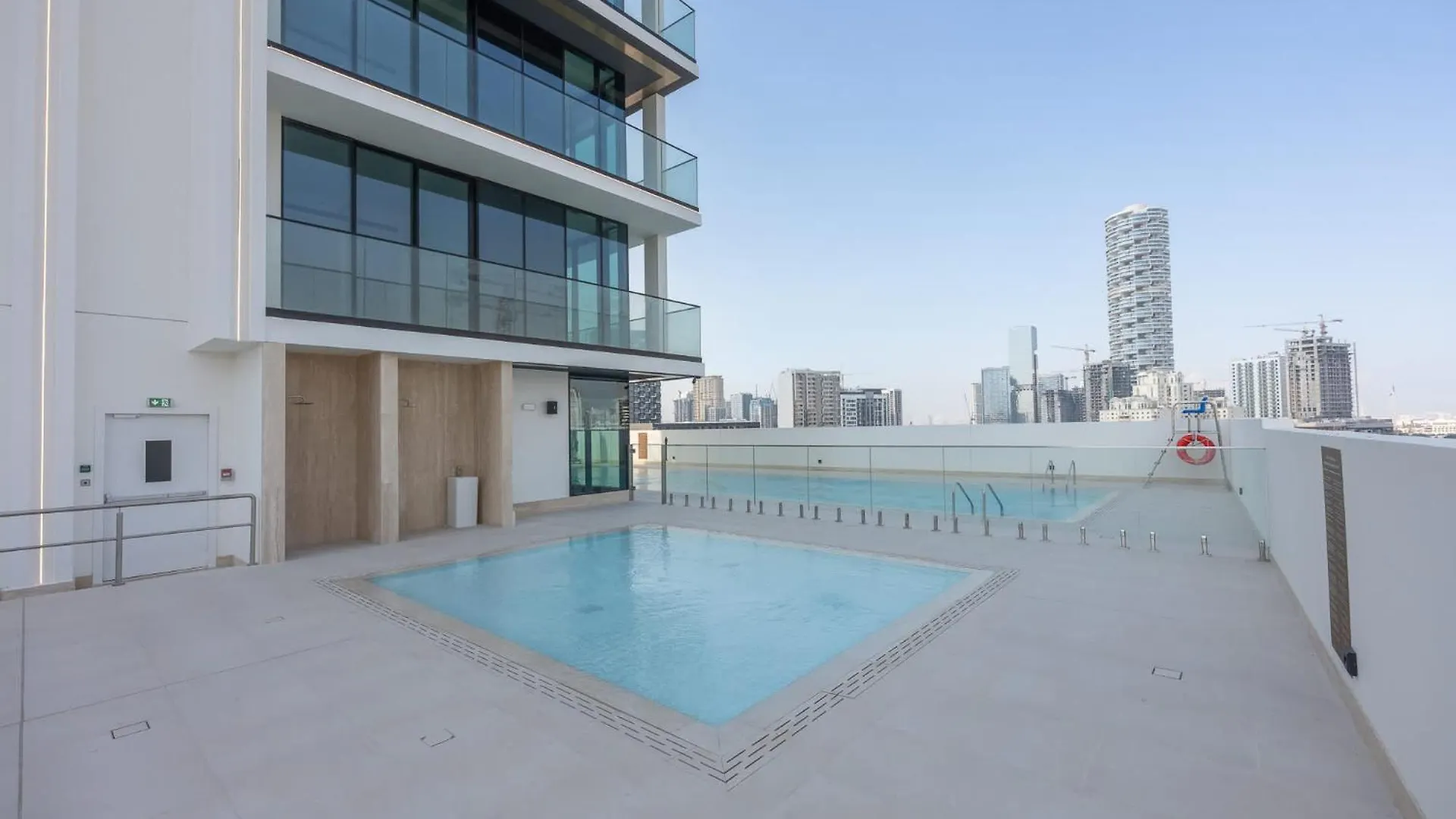 Stylish 1Br In Binghatti Venus Jvc - Sleeps 4 Dubai Apartment