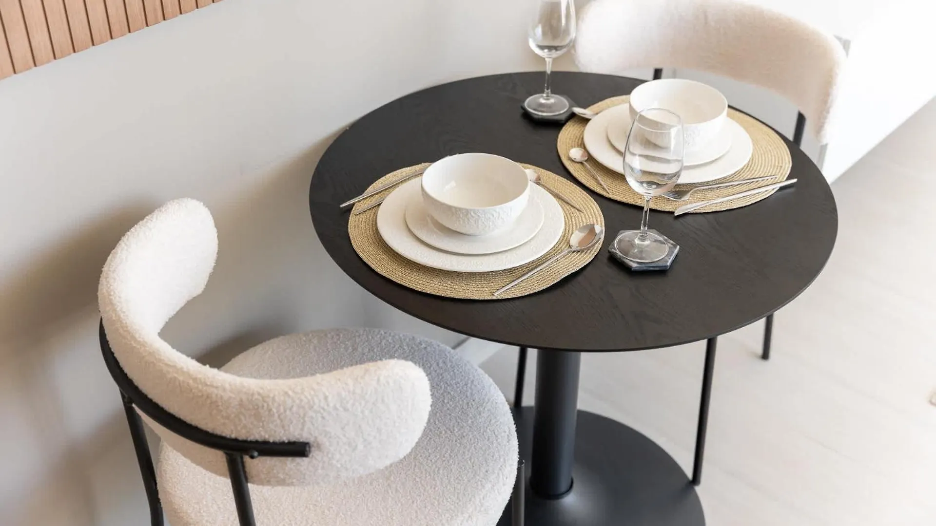 Stylish 1Br In Binghatti Venus Jvc - Sleeps 4 迪拜 0*,