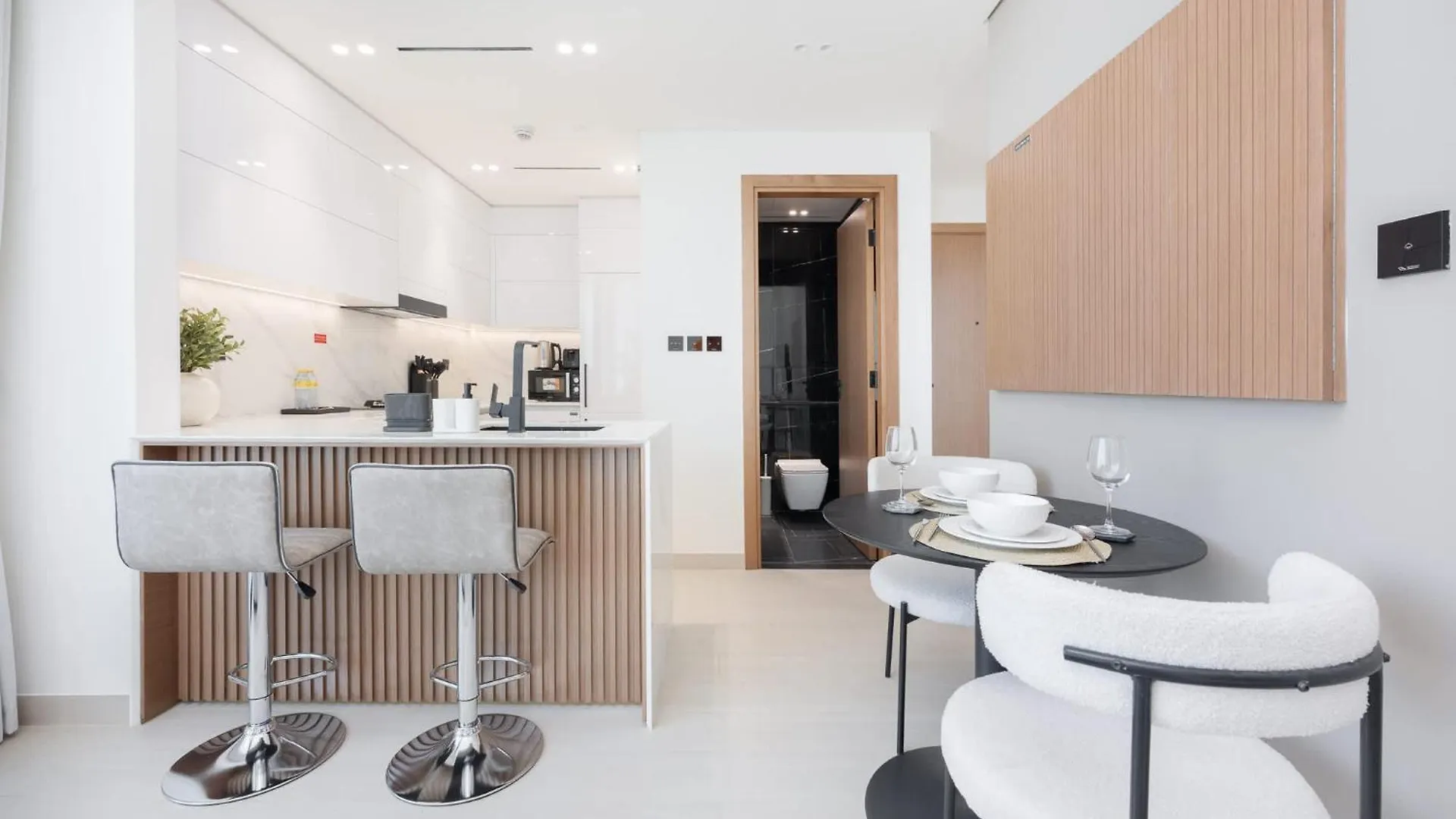 Lejlighed Stylish 1Br In Binghatti Venus Jvc - Sleeps 4 Dubai