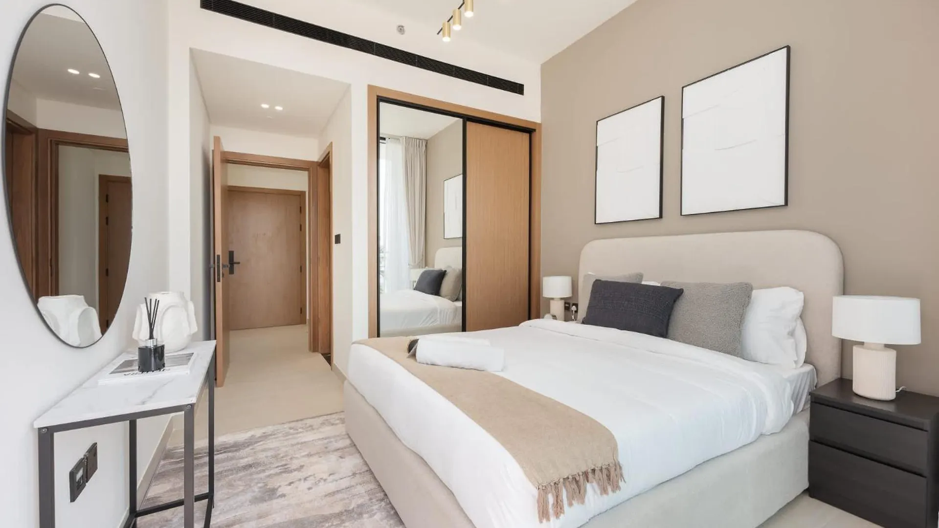 Lejlighed Stylish 1Br In Binghatti Venus Jvc - Sleeps 4 Dubai